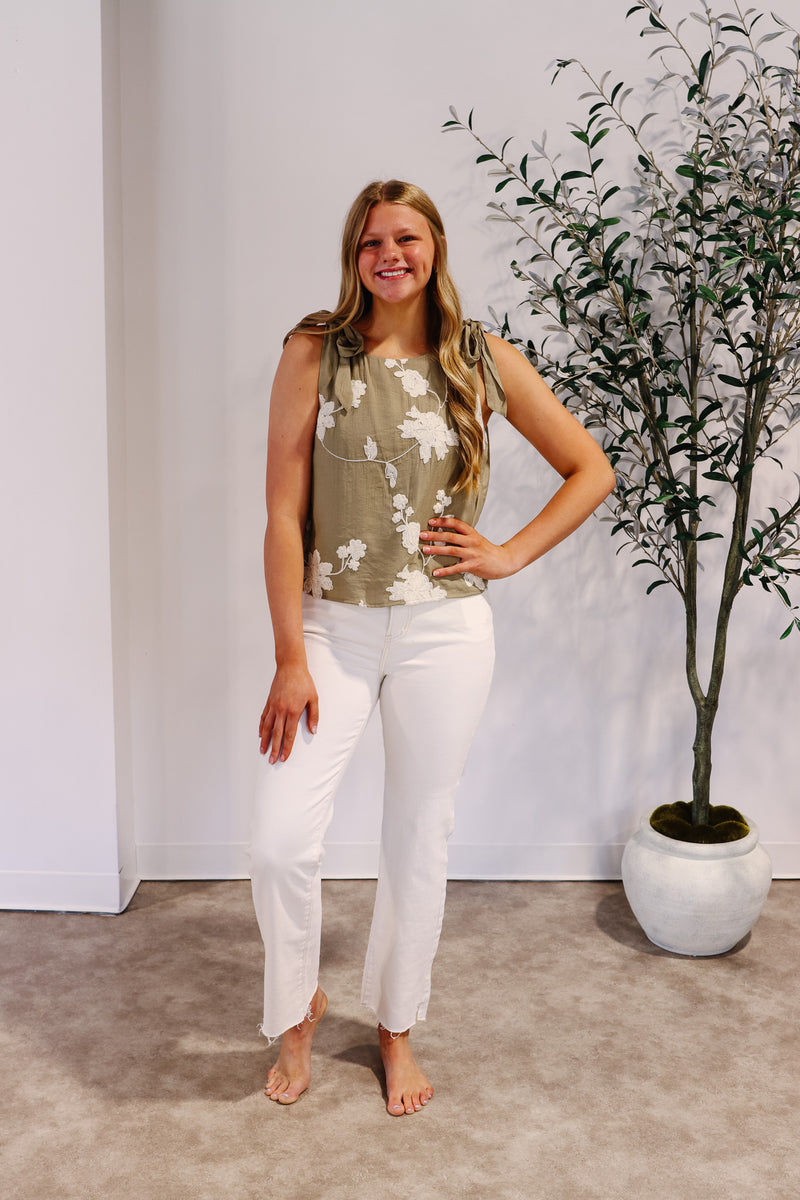 Risen High Rise Cora Cream Jeans