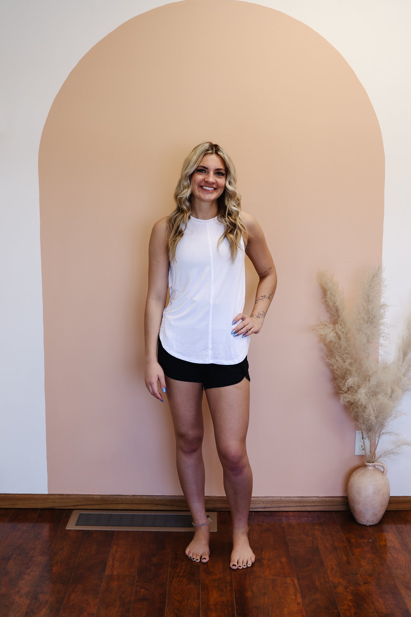 Bianca Tank - White – Hers & Mine Boutique